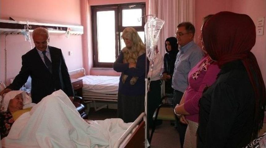 Başkan Başsoy Hastaları Yalnız Bırakmadı