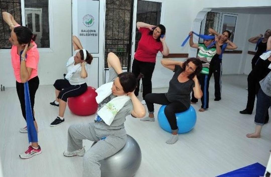 Bal&ccedil;ova Belediyesi Bayanlara Fitness Salonu A&ccedil;tı