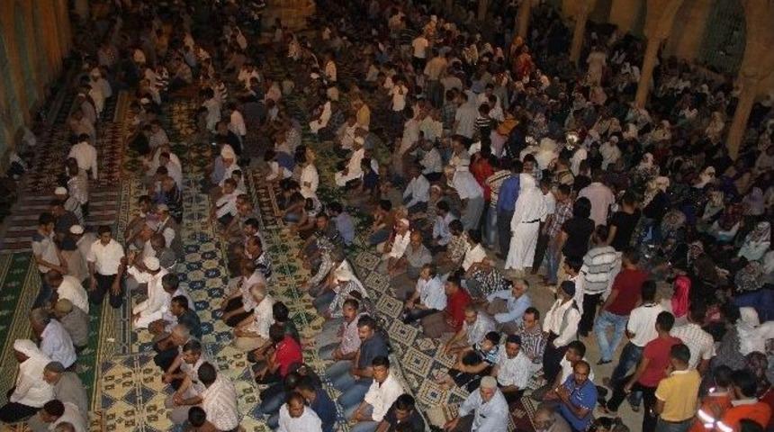 Balıklıg&ouml;l'e Kadir Gecesi Yoğunluğu