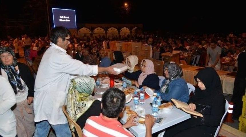 Kayserili Sahurda Buluştu