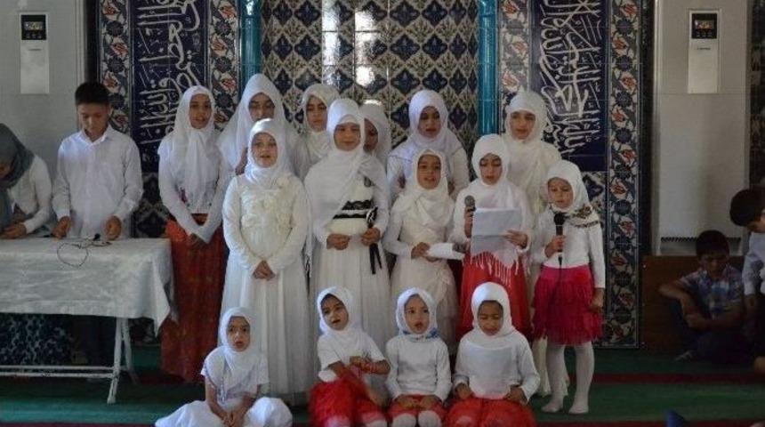 Yaz Kur&rsquo;an Kursu D&ouml;nem Sonu Etkinliği D&uuml;zenlendi