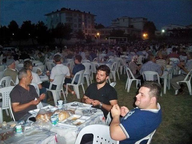 Malkara'da Ortaklaşa 5 Bin Kişilik İftar Düzenlendi