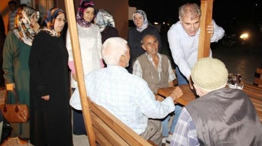 Huzurevi Sakinleri, Kadir Gecesinde Yalnız Kalmadı