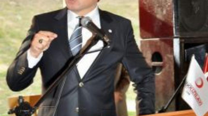 Bolu Belediye Başkan Yardımcısından Cemaate Levha Tepkisi