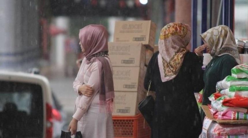 Bursalılara Yağmur S&uuml;rprizi