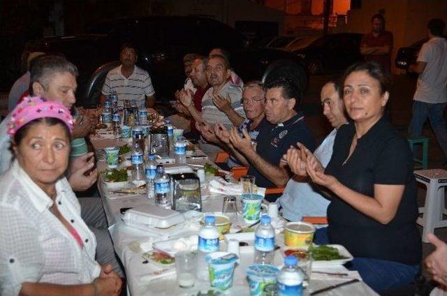 Başkan Kocadon, Kadir Gecesi Sahur Yemeğine Katıldı