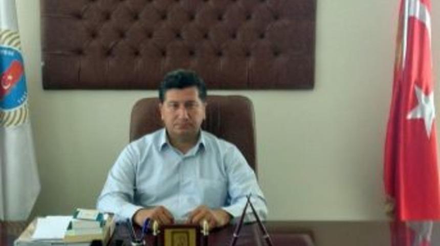 Mhp'li Belediye Başkanı, Başbakan'a Destek İ&ccedil;in Partisinden İstifa Etti