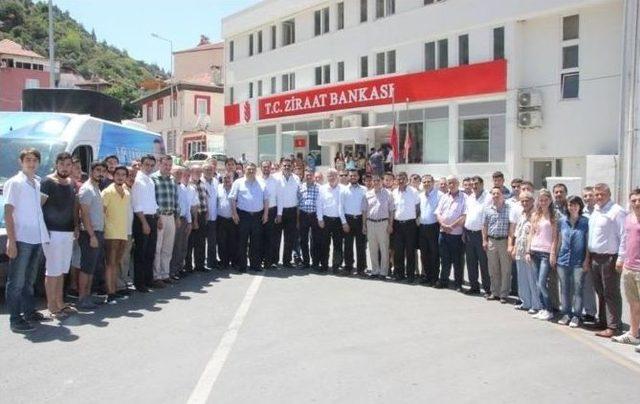 Honaz’daki Ak Partililerden Cumhurbaşkanı Adayı Erdoğan’a Destek