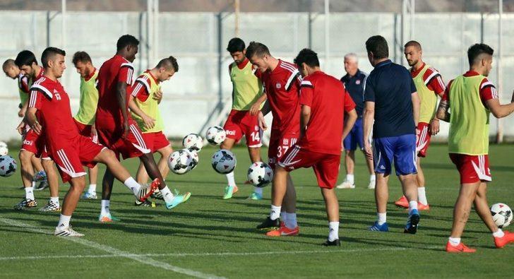 Sivasspor'da Yeni Sezon Hazırlıkları G2