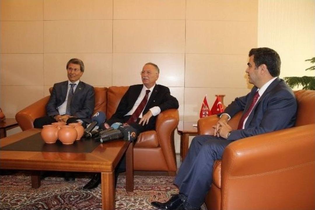 Ekmeleddin İhsanoğlu'nun Kayseri Temasları