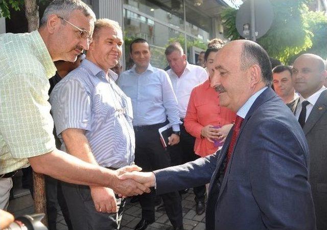 Sağlık Bakanı Dr. M&uuml;ezzinoğlu: 1