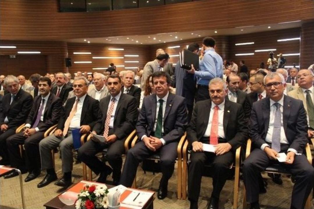 Ekonomi Bakanı Nihat Zeybek&ccedil;i: