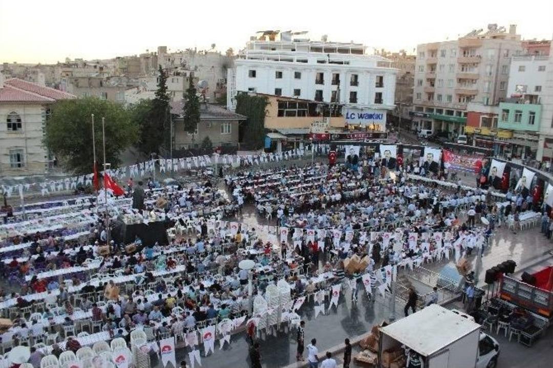 Maliye Bakanı Şimşek Kilis'te İftara Katıldı