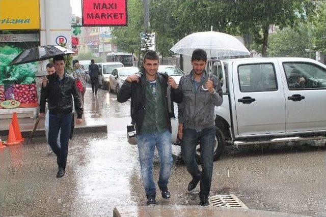 Kastamonu&rsquo;da Sağanak Yağış Etkili Oldu 1