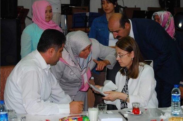 Bakan Ayşenur İslam, Şehit Yakınları Ve Gaziler İçin Verilen İftara Katıldı 2