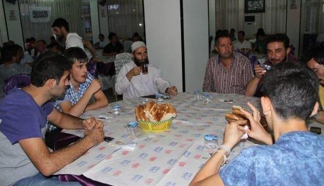 K&ouml;kl&uuml; Değişim Yayıncılık Basınla Bir Araya Geldi 1