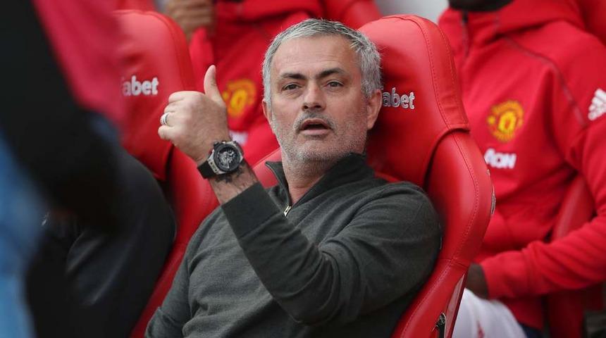 Manchester United, Chelsea'den Willian'ı transfer ediyor