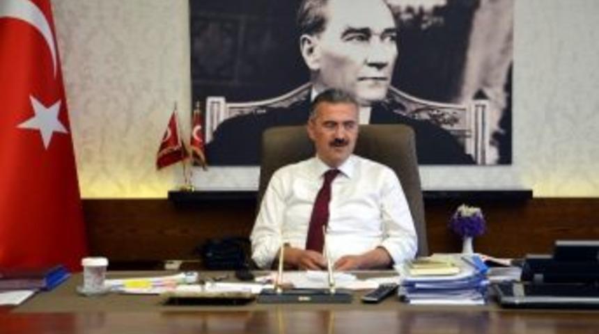 Vali Ayyıldız: &ldquo;bayramlar, Taşıdıkları Anlam Ve &Ouml;neme Uygun Olarak Kutlanmalı&rdquo;