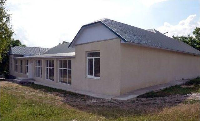 Moldova&rsquo;da Cotiujenii Mici K&ouml;y&uuml; K&uuml;lt&uuml;r Evi Tadilatı Tamamlandı 1