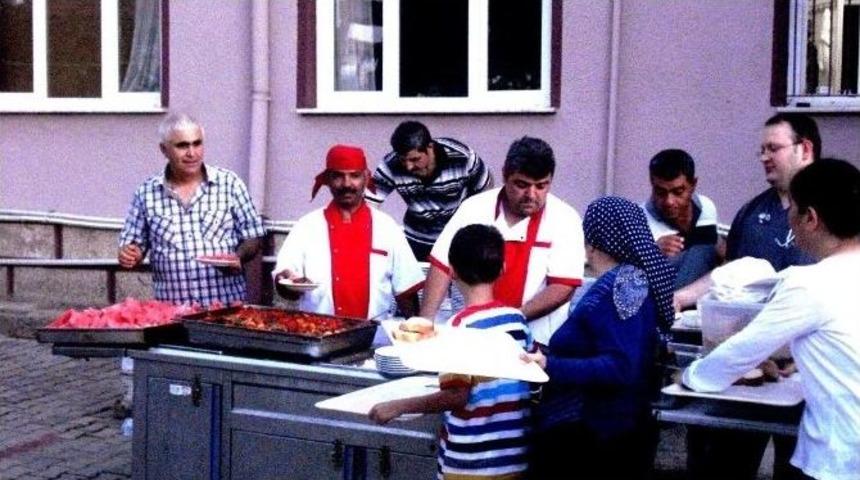 Sarıg&ouml;l Devlet Hastanesi Personeli İftarda Buluştu