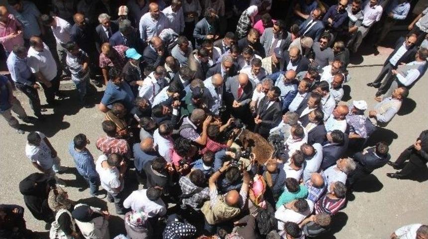 Başbakan Erdoğan İ&ccedil;in Kurban Bağışında Bulunularak Para Bağışı Kampanyası Başlatıldı