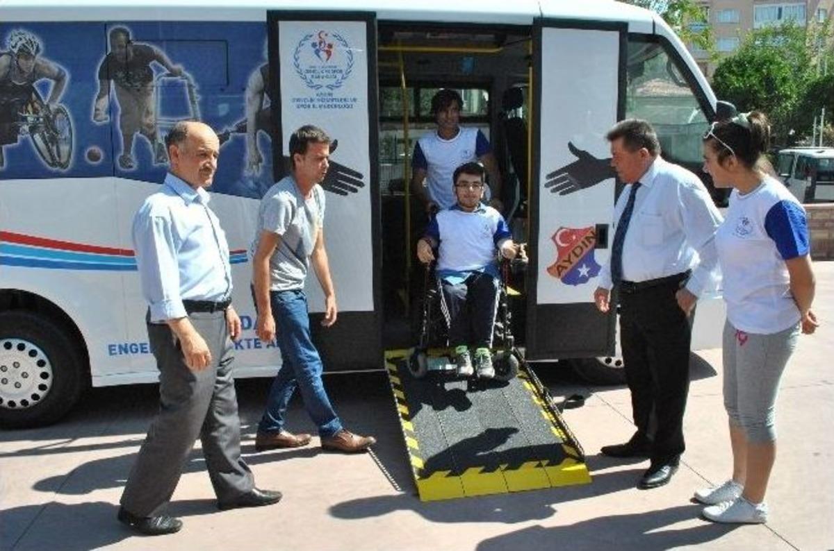 Aydınlı Engelli Sporcular G&uuml;venli Ellerde Taşınacak