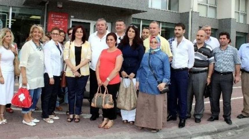 Ak Parti&rsquo;lilerden Başbakan Erdoğan&rsquo;a Bağış