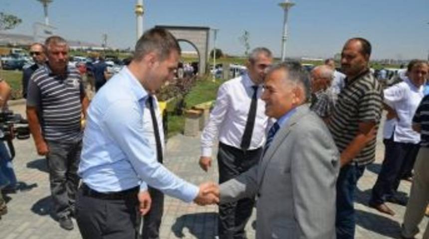 Başkan Büyükkılıç, Esnaflar İle Sohbet Etti