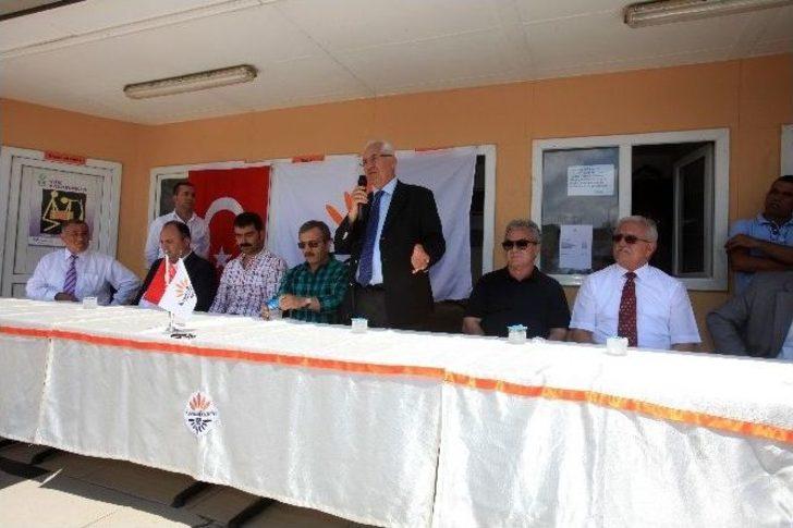 Başkan Selvitopu Karabağlar'da İlk Bayramını Kutladı G3