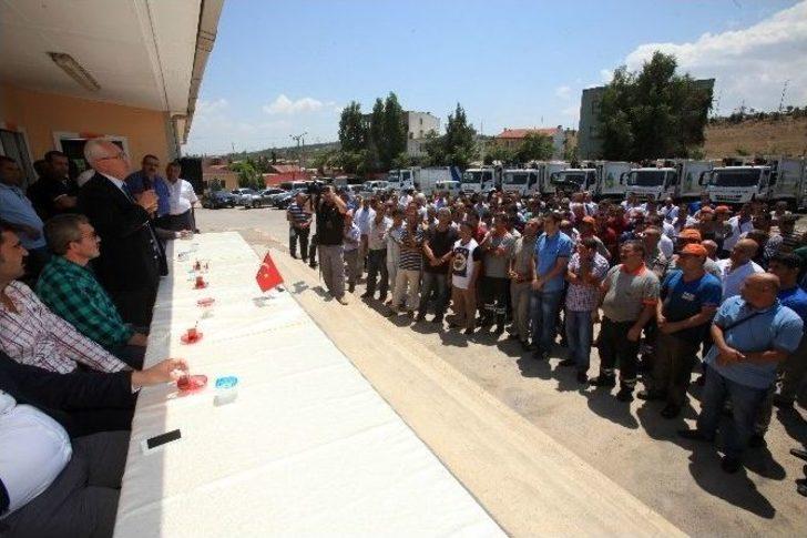 Başkan Selvitopu Karabağlar'da İlk Bayramını Kutladı G4