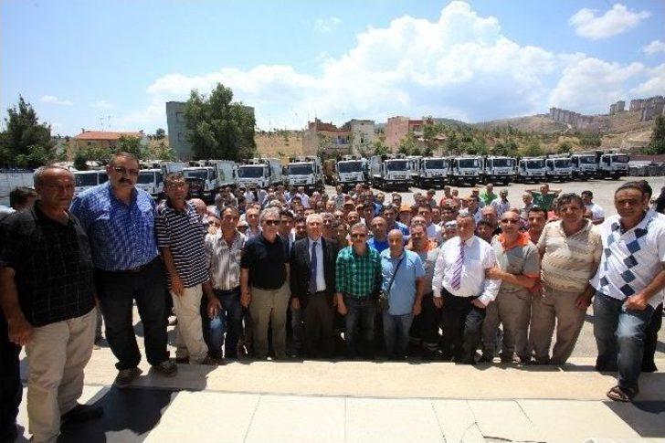 Başkan Selvitopu Karabağlar'da İlk Bayramını Kutladı G5