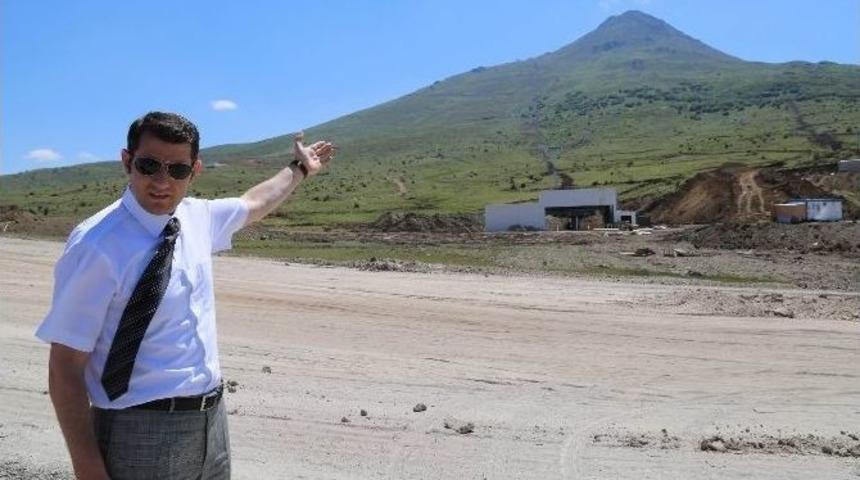 Yıldız Dağı Projesinin Pist Ve Yeni G&uuml;n&uuml;birlik Tesis İhaleleri Yapıldı