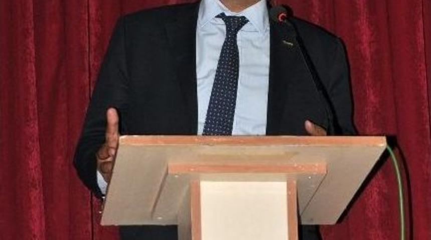 Fo&ccedil;a Kent Konseyi Başkanlığı'na Yeniden Orhan G&uuml;rer Getirildi