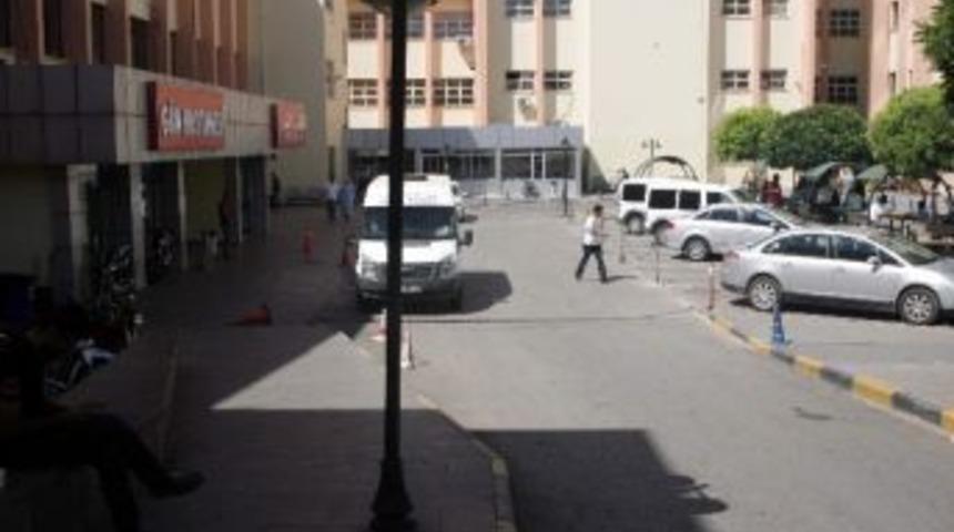 Hastaneye G&ouml;t&uuml;r&uuml;len Mahkum Firar Etti