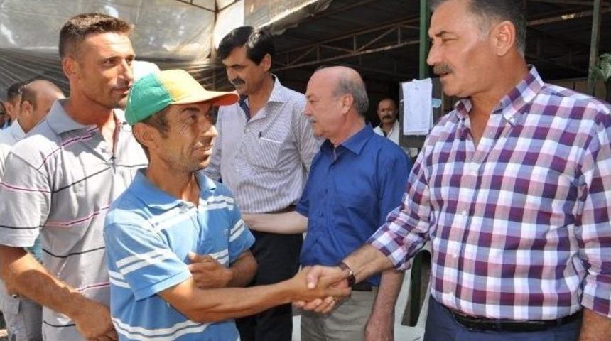 Başkan Tuna, Personelin Bayramını Kutladı