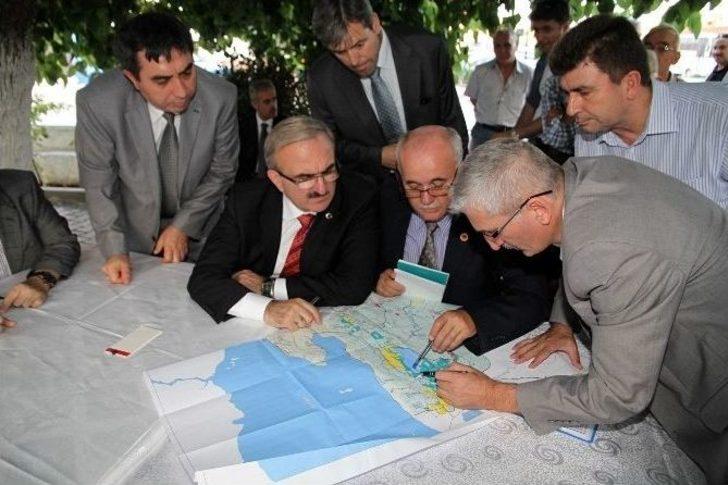 Vali Karaloğlu, Mevsimlik İşçilerle Birlikte Oruç Açtı G2