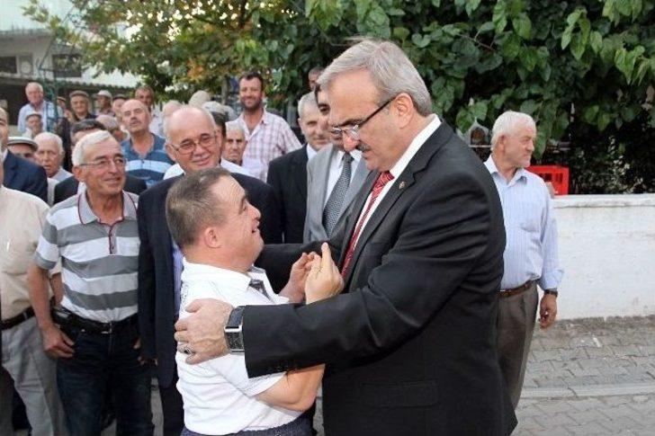 Vali Karaloğlu, Mevsimlik İşçilerle Birlikte Oruç Açtı G3