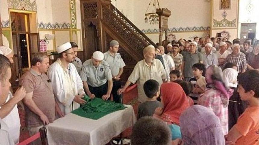 Sakal-ı Şerif Sa&uuml; Kamp&uuml;s Camisi&rsquo;nde