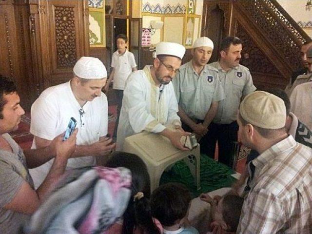 Sakal-ı Şerif Sa&uuml; Kamp&uuml;s Camisi&rsquo;nde 2