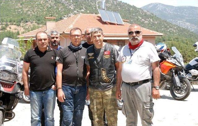 T&uuml;rk &uuml;n Cenazesi Isparta da Toprağa Verildi 1