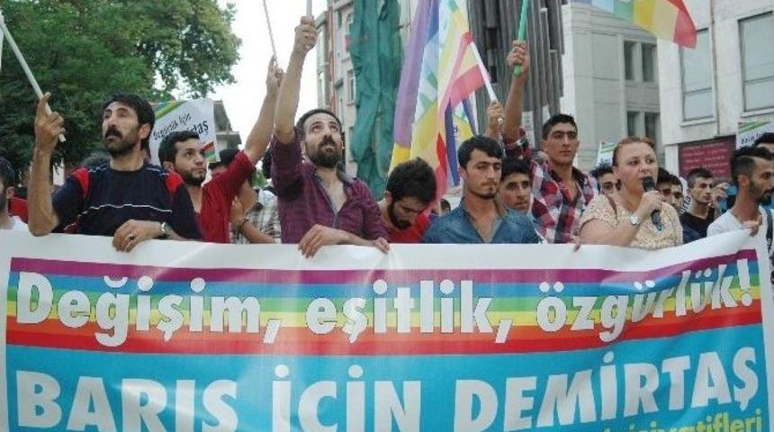 Beyoğlu'nda Demirtaş'a Destek Eylemi