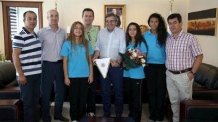 Bandırma Basketbol Gen&ccedil;lik Derneği Başkanı Bora &Ouml;ziş;