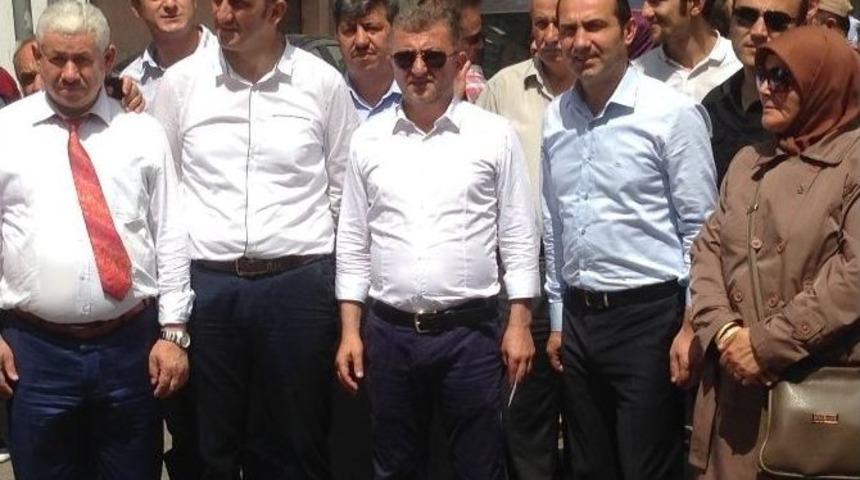 Erdoğan&rsquo;a Se&ccedil;im Kampanyası İ&ccedil;in Bağış&rsquo;ta Bulundular