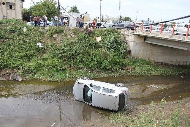 Otomobil K&ouml;pr&uuml;den U&ccedil;tu: 1 Yaralı 1