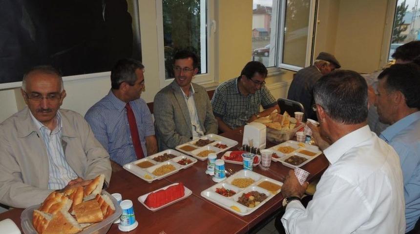 Ulaş'ta Vatandaşlara Iftar Verildi
