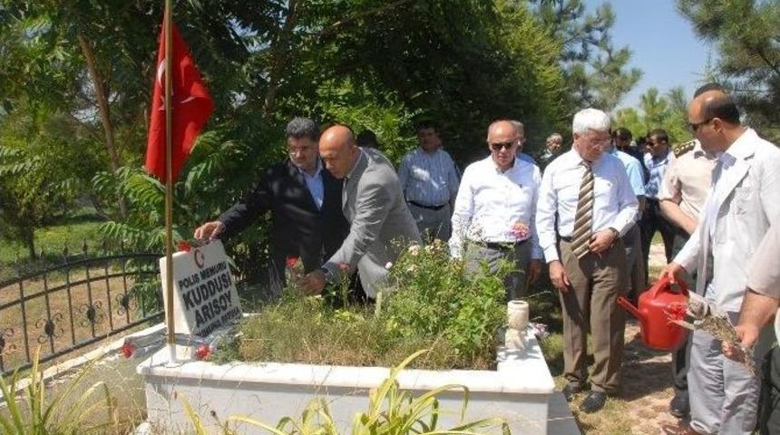 Karaman Protokol&uuml;nden Şehitlik Ziyareti