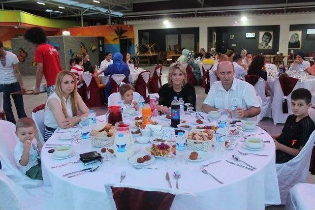 Aquapark İftar Programlarının Da Merkezi Oldu 3