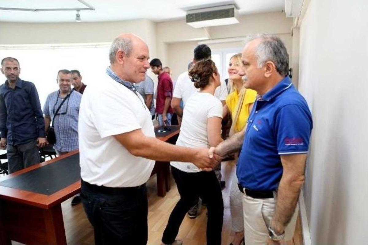 Bayraklı'da Bayram Sevinci