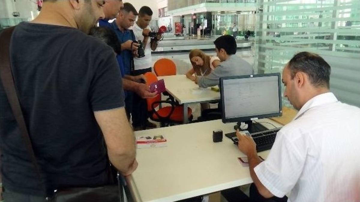 Hatay Havaalanı'nda Oy Verme İşlemi Başladı