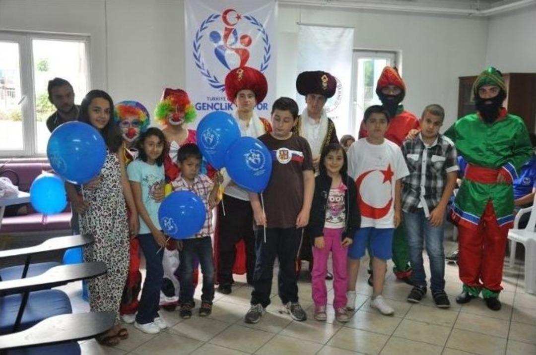 L&ouml;semili &Ccedil;ocuklara Moral Depolandı